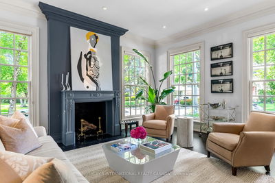 4 Douglas Dr, Toronto - Rosedale-Moore Park image-0-2
