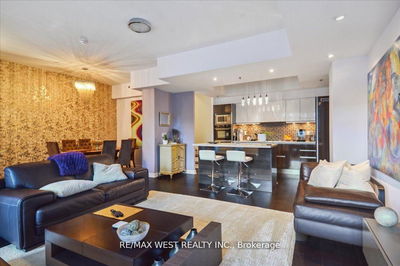 Unit TH1 — 220 George St, Toronto - Moss Park image-0-3