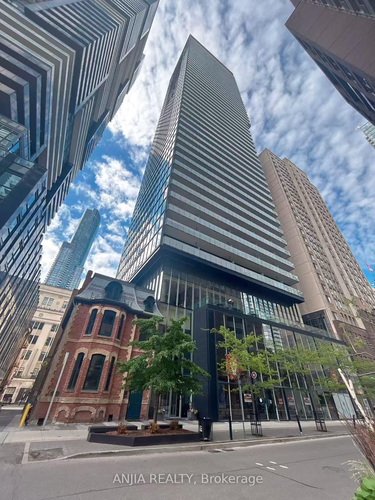 Condo for sale at 4105-15 Grenville Street, Toronto, Bay Street Corridor, M4Y 0B9 - MLS: C12179886