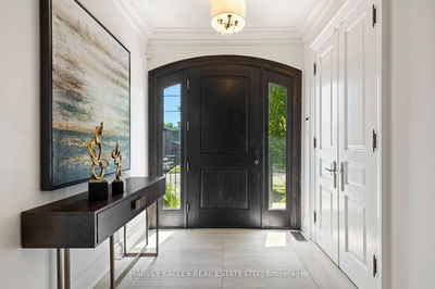 568 Deloraine Ave, Toronto - Bedford Park-Nortown image-0-3