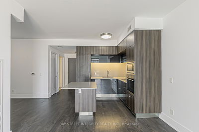 Unit 405 — 15 Merchants' Wharf, Toronto - Waterfront Communities C8 image-0-4