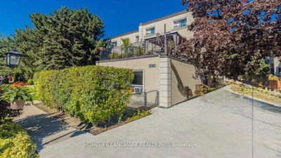 Unit 213 — 5879 Bathurst St, Toronto - Newtonbrook West