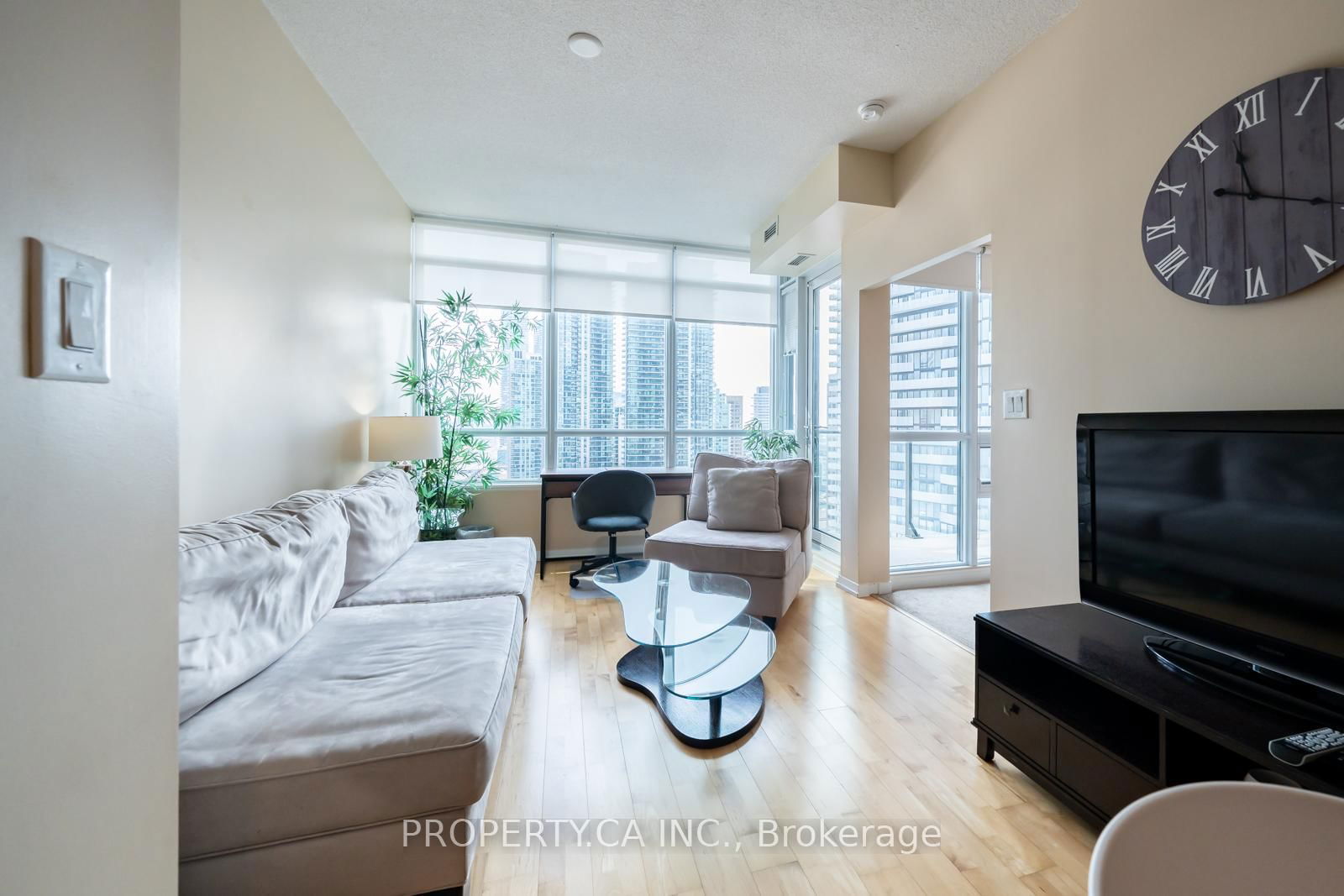 Condo for sale at 2205-55 Bremner Boulevard, Toronto, Waterfront Communities C1, M5J 0A6 - MLS: C12180092