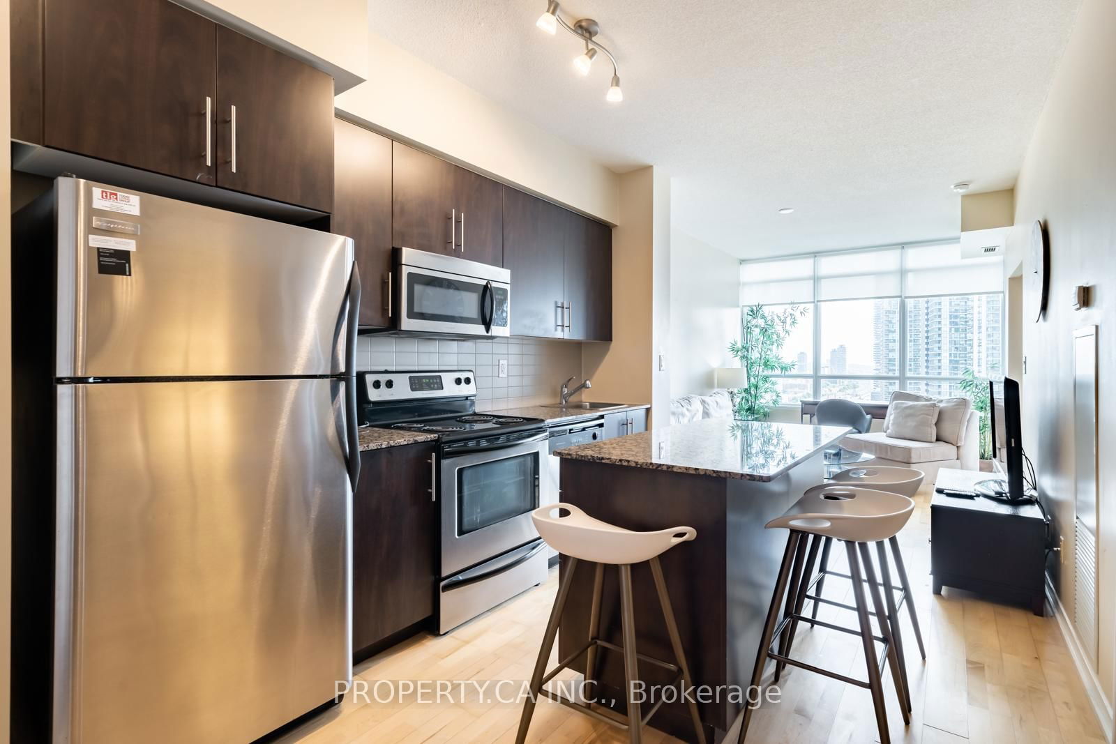 Condo for sale at 2205-55 Bremner Boulevard, Toronto, Waterfront Communities C1, M5J 0A6 - MLS: C12180092