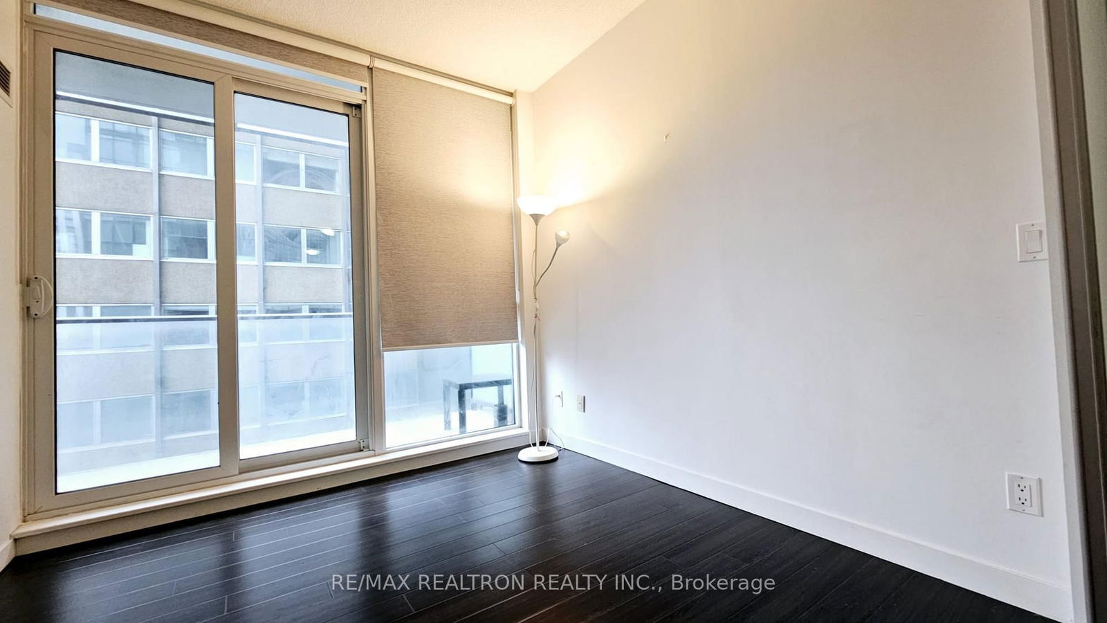 Condo for lease at 712-770 Bay Street, Toronto, Bay Street Corridor, M5G 1N6 - MLS: C12180100