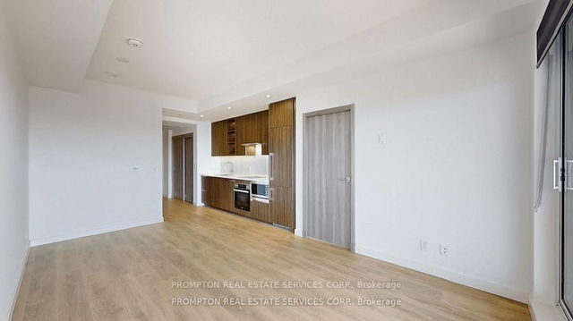 903 - 25 McMahon Drive