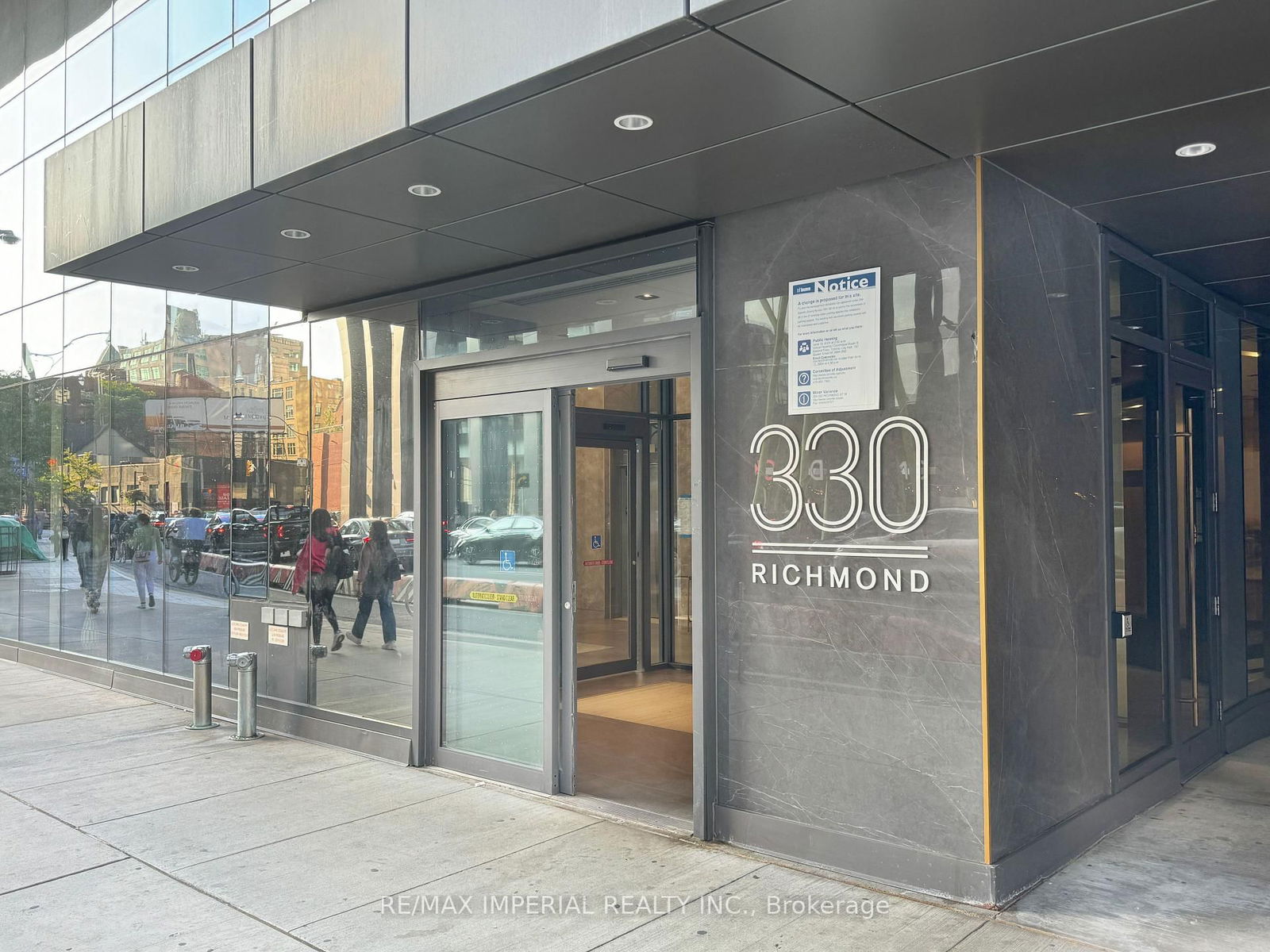 Condo for sale at 1715-330 Richmond Street, Toronto, Waterfront Communities C1, M5V 1X2 - MLS: C12180279