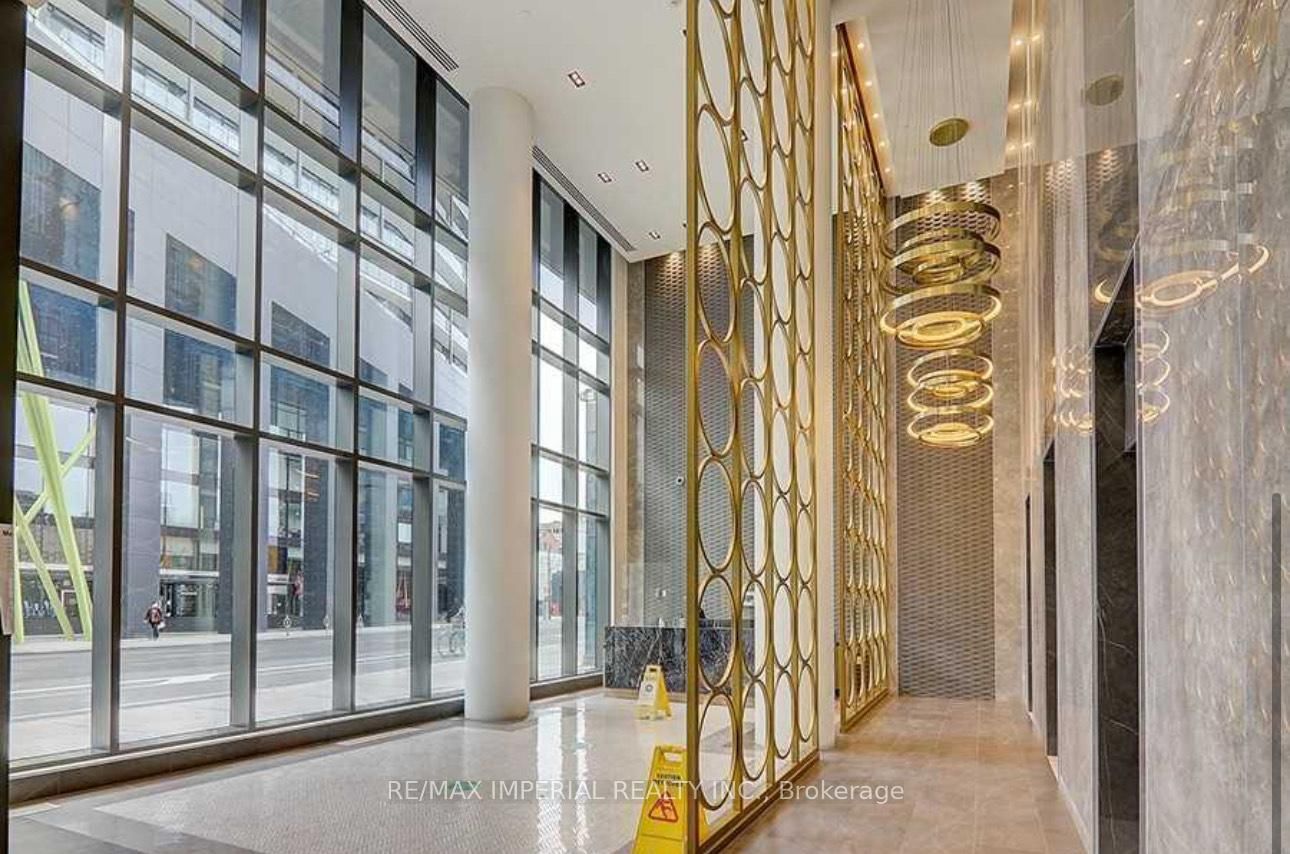 Condo for sale at 1715-330 Richmond Street, Toronto, Waterfront Communities C1, M5V 1X2 - MLS: C12180279