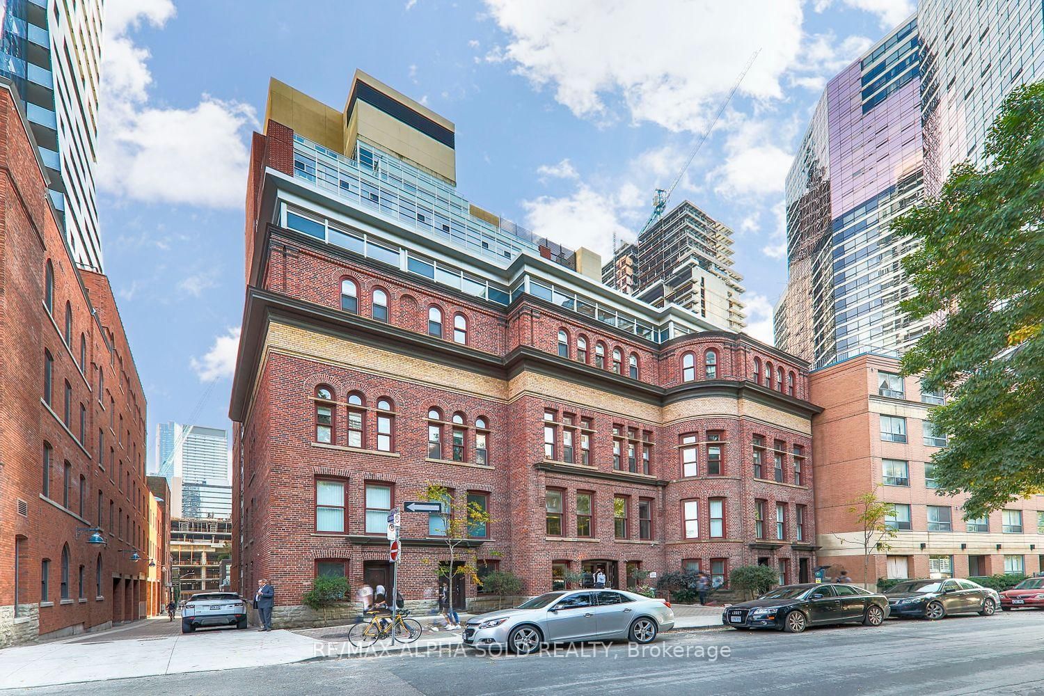 Condo for lease at 813-11 St Joseph Street, Toronto, Bay Street Corridor, M4Y 1J8 - MLS: C12180314