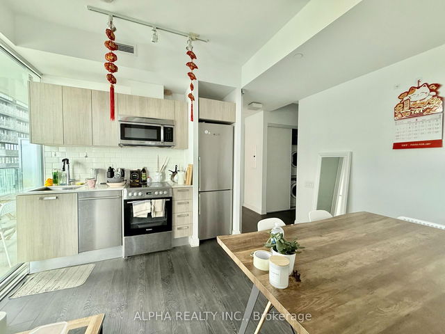 2401 - 42 Charles Street