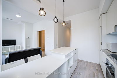 Unit 327 — 5 St Joseph St, Toronto - Bay Street Corridor image-0-4