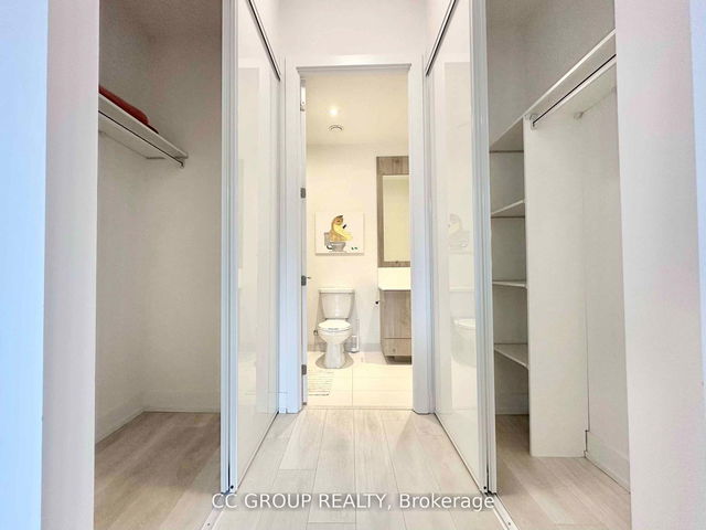 505 - 25 Adra Grado Way
