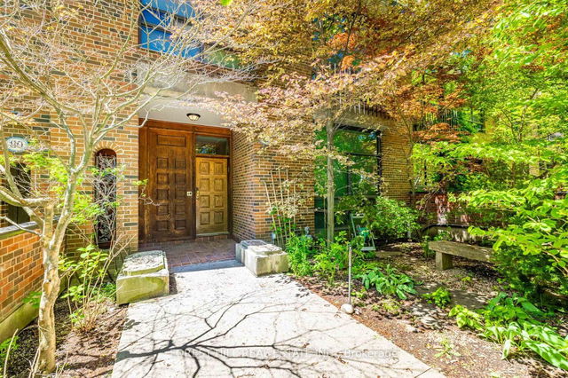 82 Oriole Road