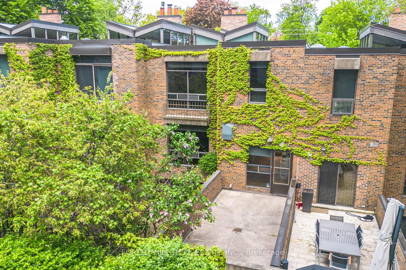 82 Oriole Rd, Toronto, M4V 2G1 | Image 2
