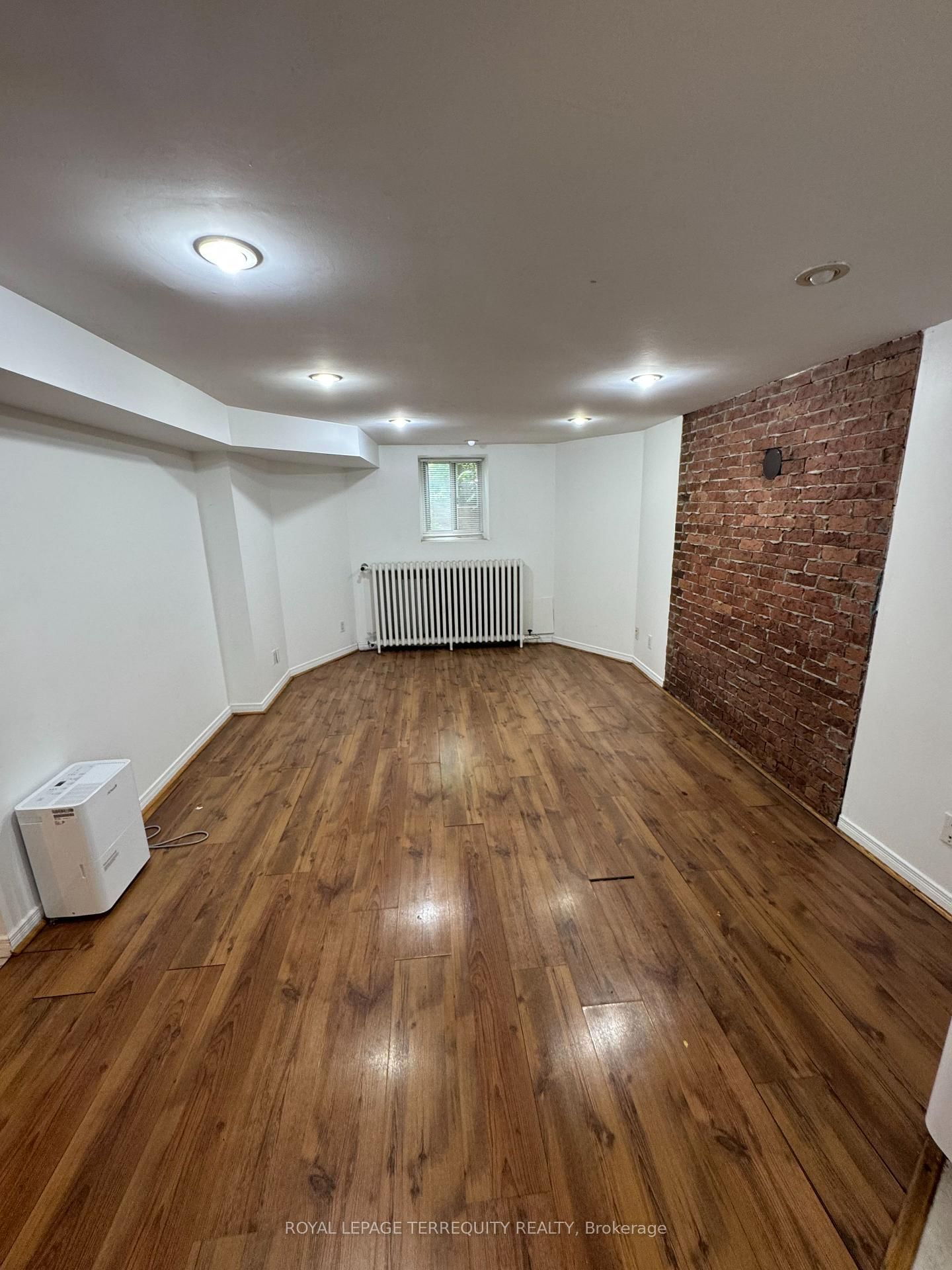Semi-Detached House for lease at Bsmt 1-42 Keewatin Avenue, Toronto, Mount Pleasant East, M4P 1Z8 - MLS: C12180746