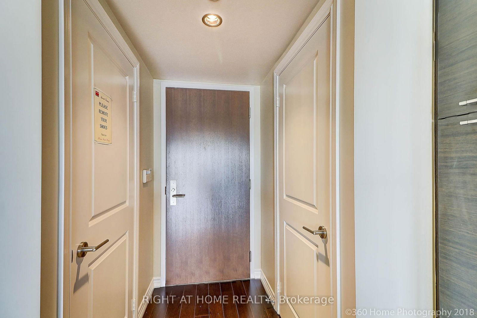 Condo for sale at 1912-386 Yonge Street, Toronto, Bay Street Corridor, M5B 0A5 - MLS: C12180791