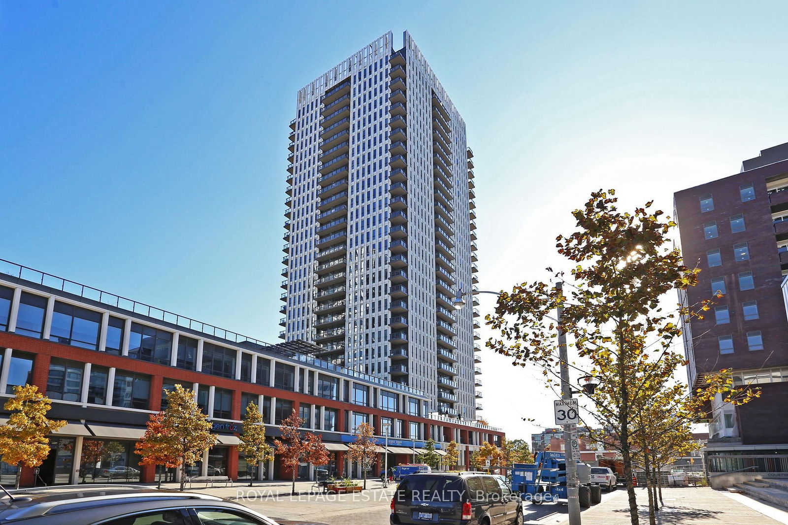 Condo for lease at 1606-55 Regent Park Boulevard, Toronto, Regent Park, M5A 0C2 - MLS: C12180874