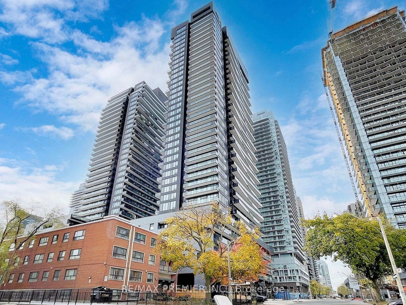 Condo for sale at 617-127 Broadway Avenue, Toronto, Mount Pleasant West, M4P 1V3 - MLS: C12180999