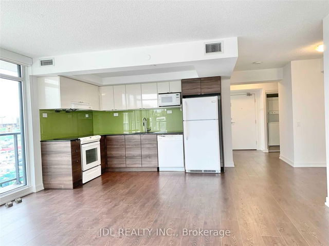 306 - 72 Esther Shiner Boulevard