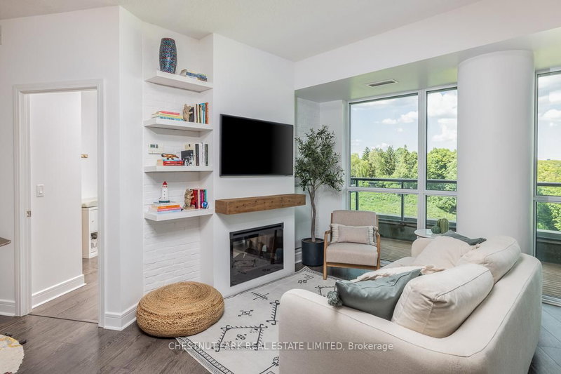 306 - 35 Brian Peck Cres, Toronto, M4G 0A5 | Image 3