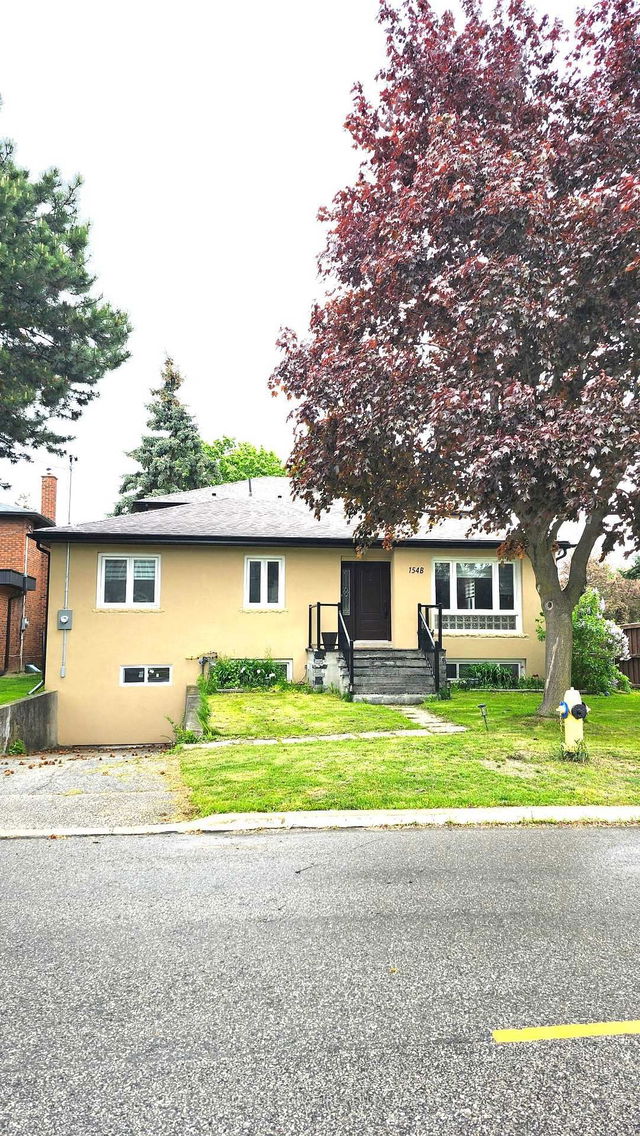 154B Pemberton Avenue