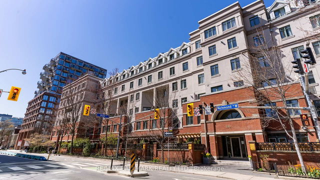 324 - 500 Richmond Street