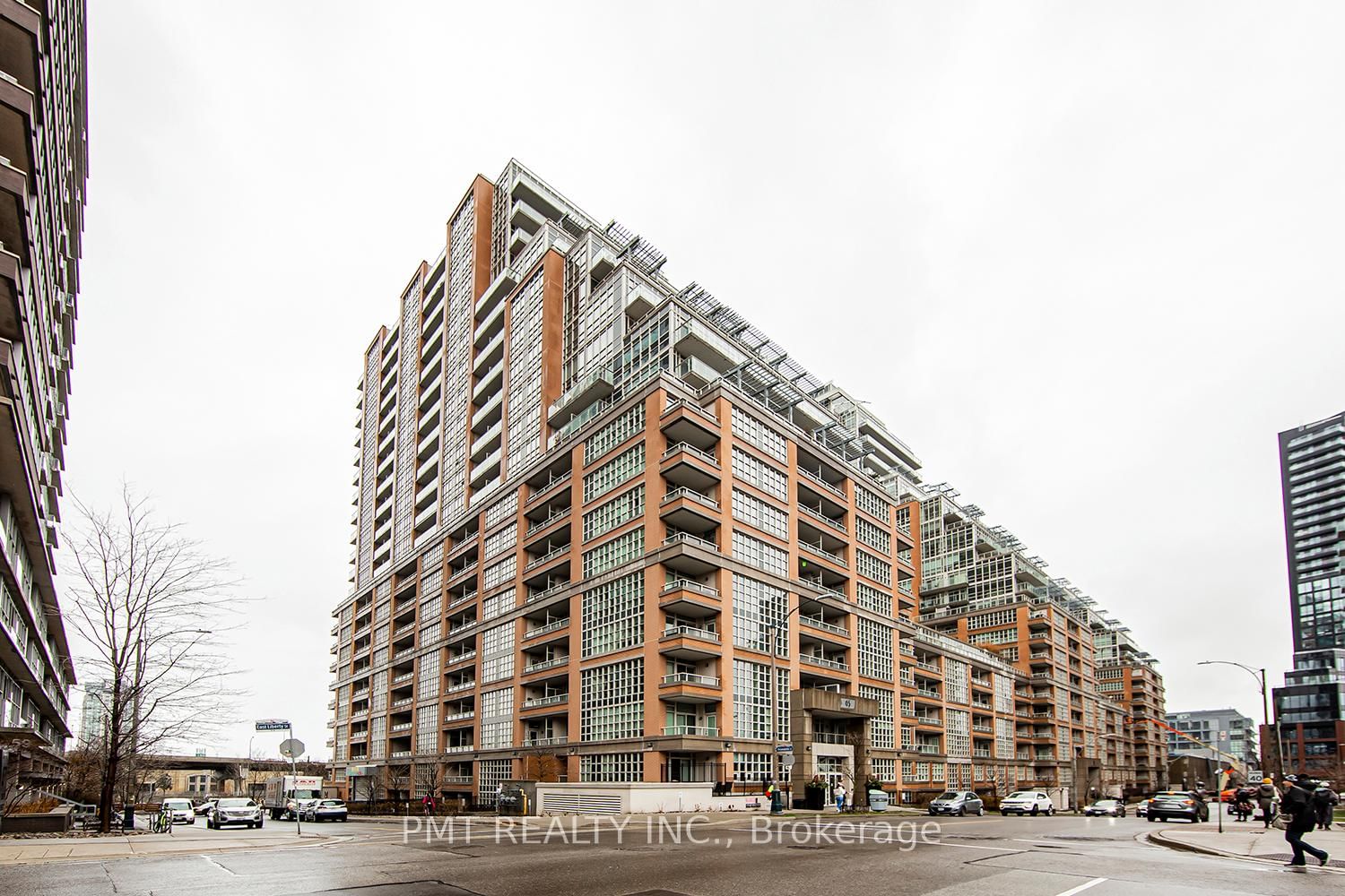 Condo for lease at 817-65 East Liberty Street, Toronto, Niagara, M6K 3R2 - MLS: C12182829