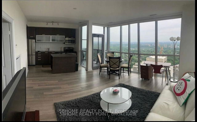 Ph02 - 28 Ted Rogers Way