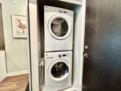 Unit 625 — 50 Bruyeres Mews, Toronto - Niagara image-0-3