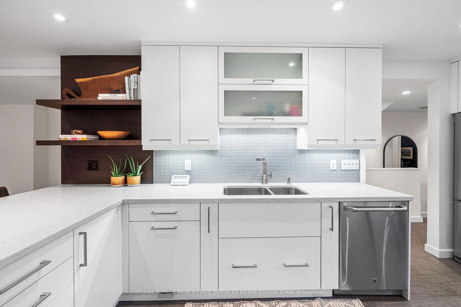Detached House for sale at 418 St Clair Avenue, Toronto, Rosedale-Moore Park, M4T 1P5 - MLS: C12183084