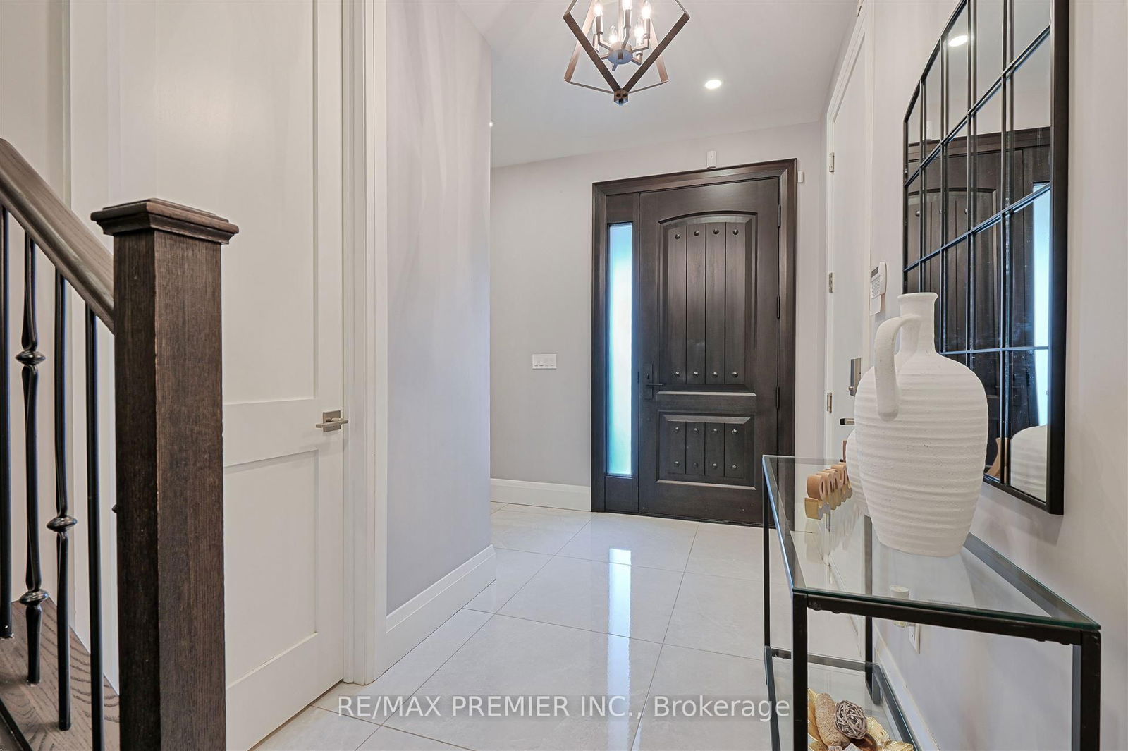 Detached House for sale at 16 Leith Place, Toronto, Lawrence Park North, M4N 2R8 - MLS: C12183236