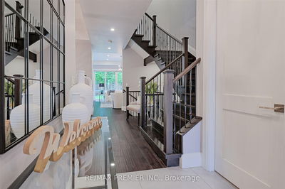 16 Leith Pl, Toronto - Lawrence Park North image-0-3