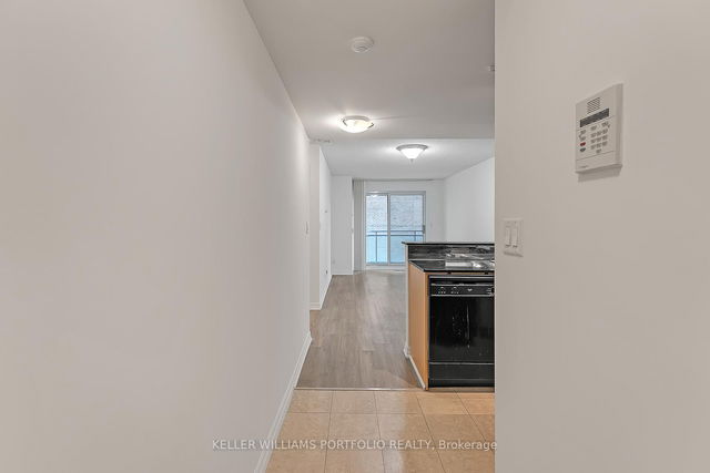 812 - 300 Bloor Street