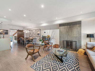7 Poplar Plains Rd, Toronto - Casa Loma image-0-2