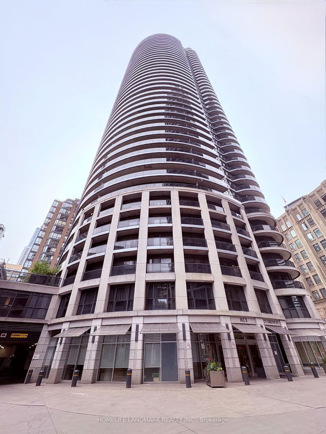 2603 - 21 Carlton Street