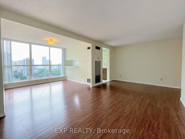 1802 - 1055 Bay Street