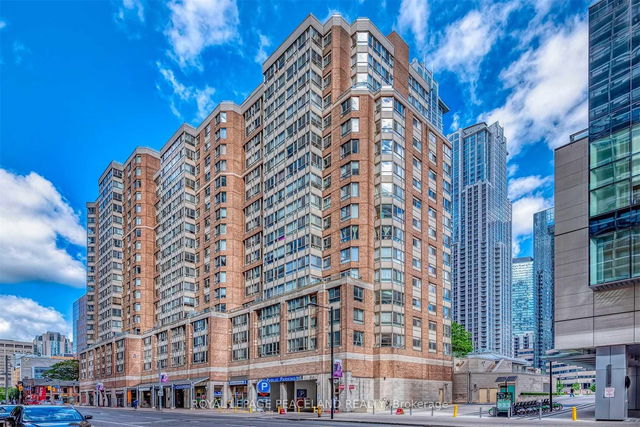 704 - 44 Gerrard Street