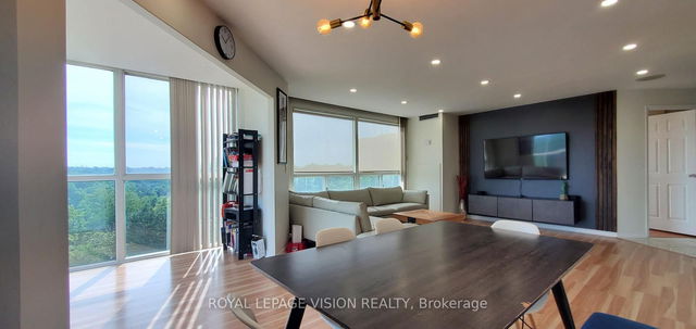501 - 7 Concorde Place