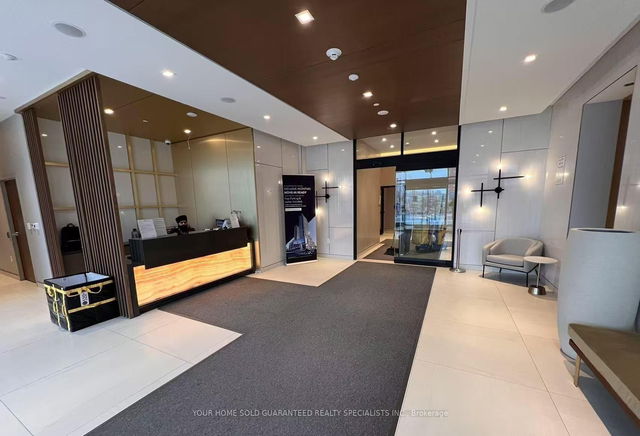 1111 - 7 Golden Lion Heights