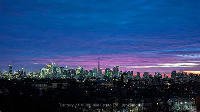 Unit 803 — 138 Saint Helens Ave, Toronto - Dufferin Grove image-0-2