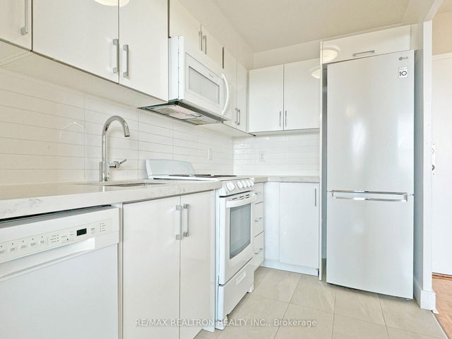 707 - 1500 Bathurst Street