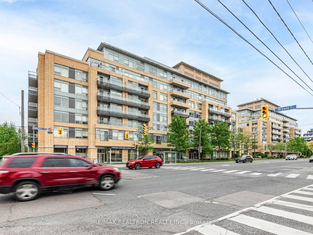 105 - 701 Sheppard Avenue