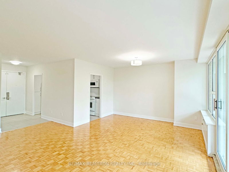 home for lease on 208-10 Shallmar Boulevard