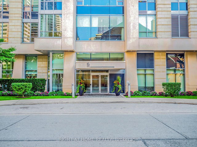 2604 - 500 Sherbourne Street