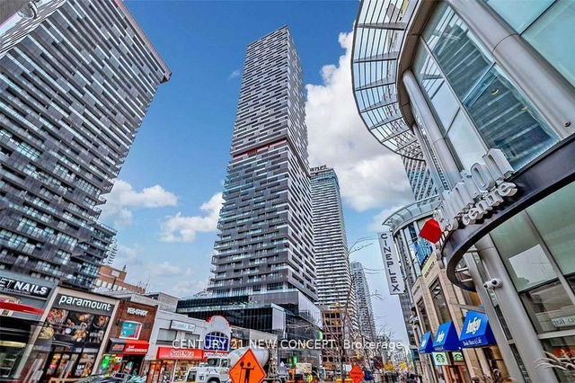 4906 - 8 Eglinton Avenue