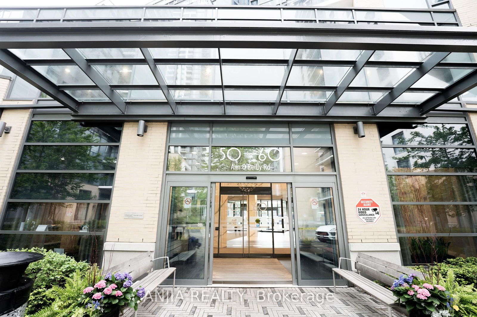 Condo for sale at 1406-50 Ann O'Reilly Road, Toronto, Henry Farm, M2J 0C9 - MLS: C12184312
