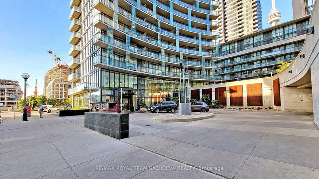 3003 - 25 Capreol Court