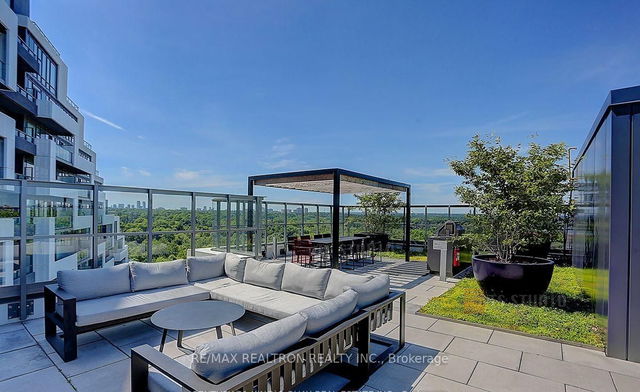 257 - 25 Adra Grado Way