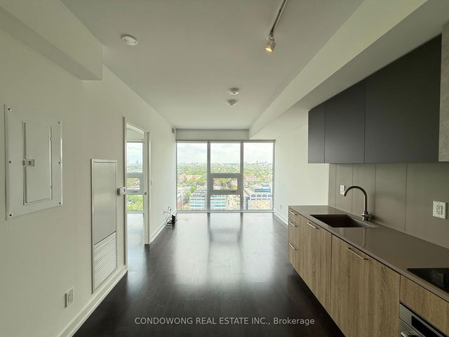 2218 - 19 Western Battery Road