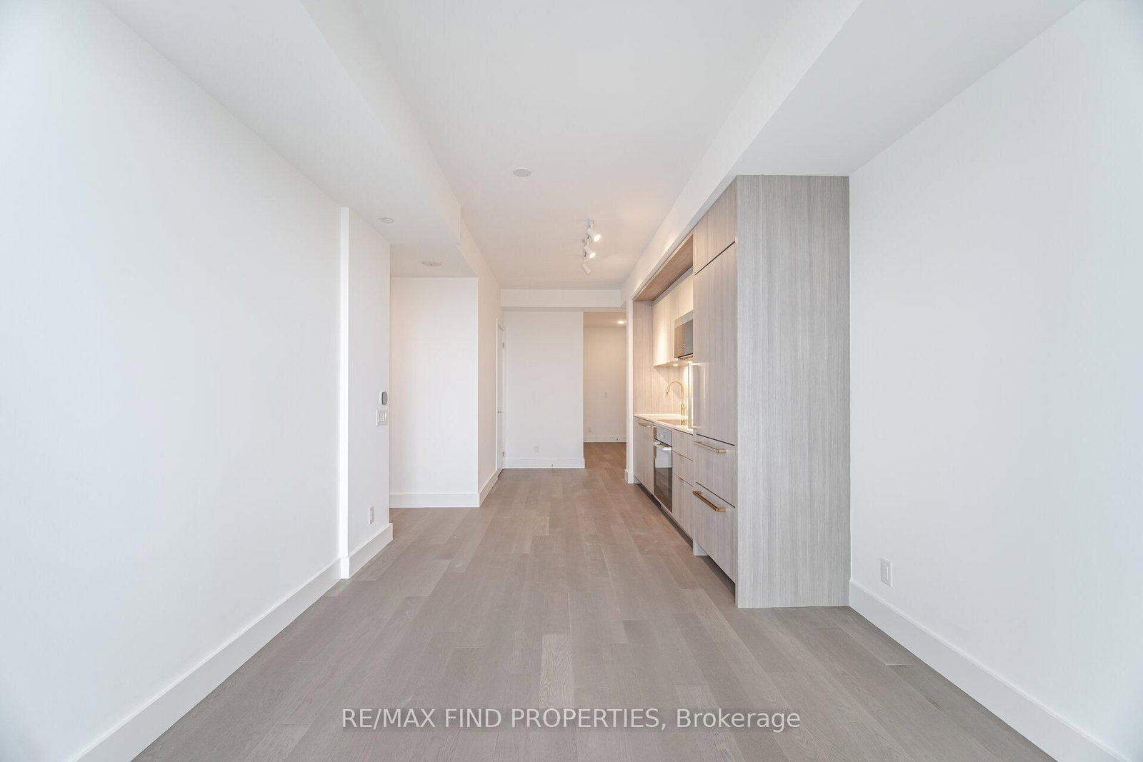6 Greenbriar Road, Unit 910 - Photo 19